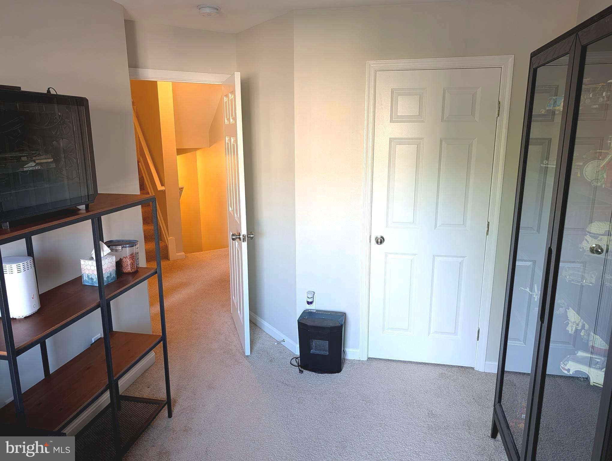 SEVEN OAKS - Residential