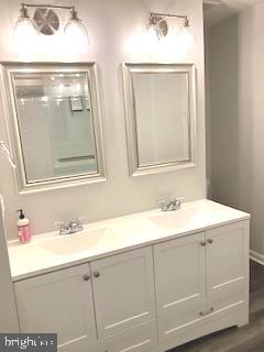 SEVEN OAKS - Residential