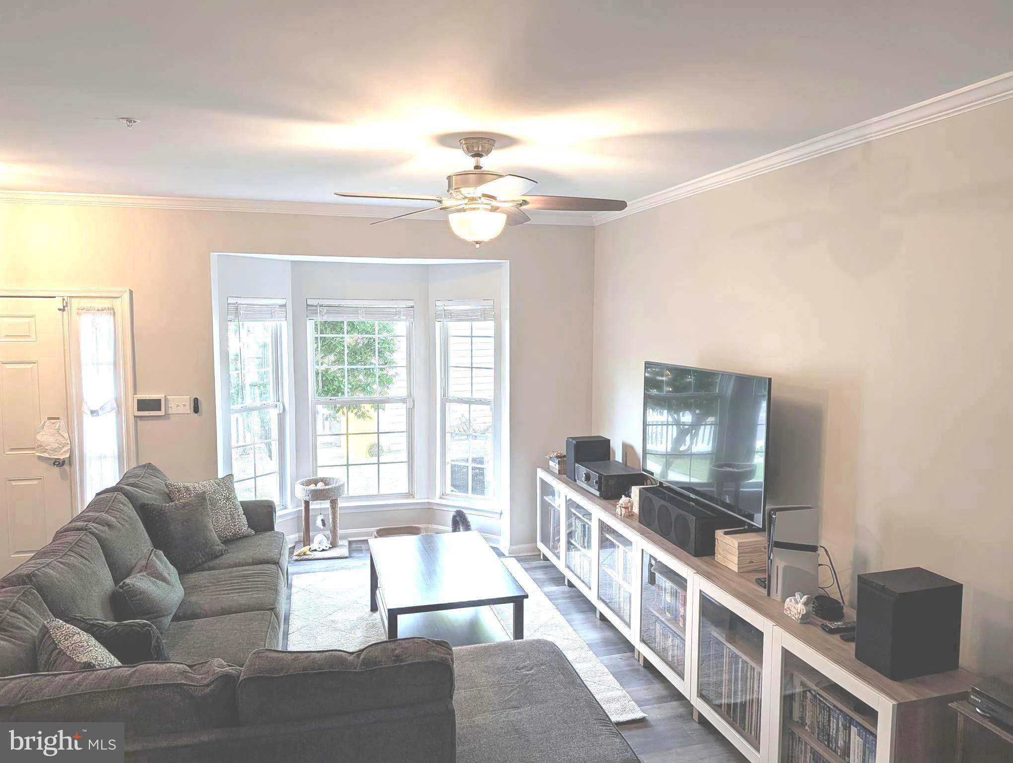 SEVEN OAKS - Residential