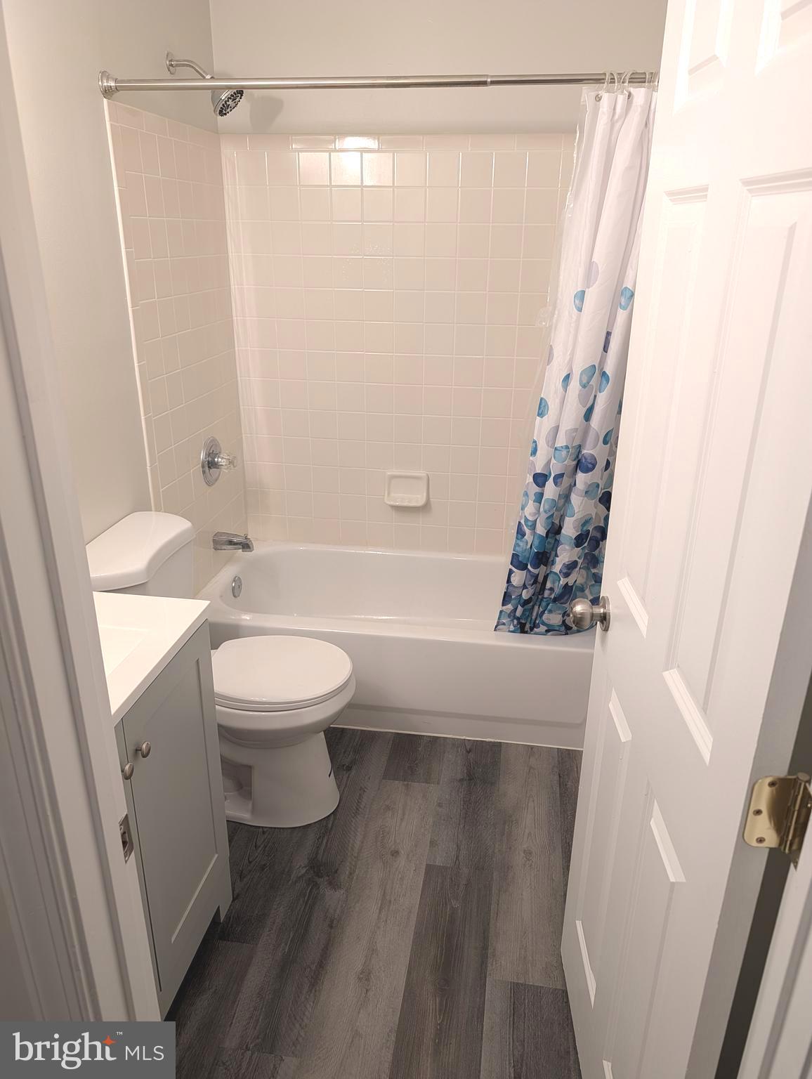 SEVEN OAKS - Residential