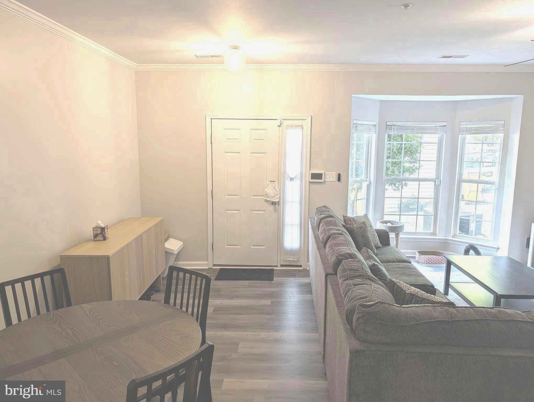 SEVEN OAKS - Residential