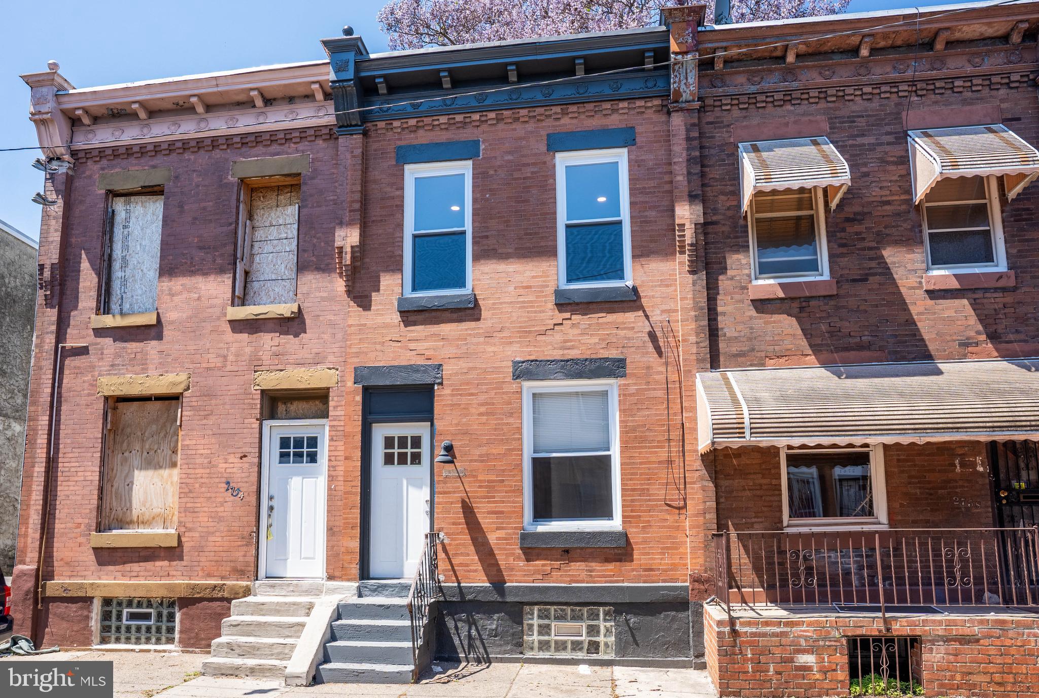 STRAWBERRY MANSION - Residential