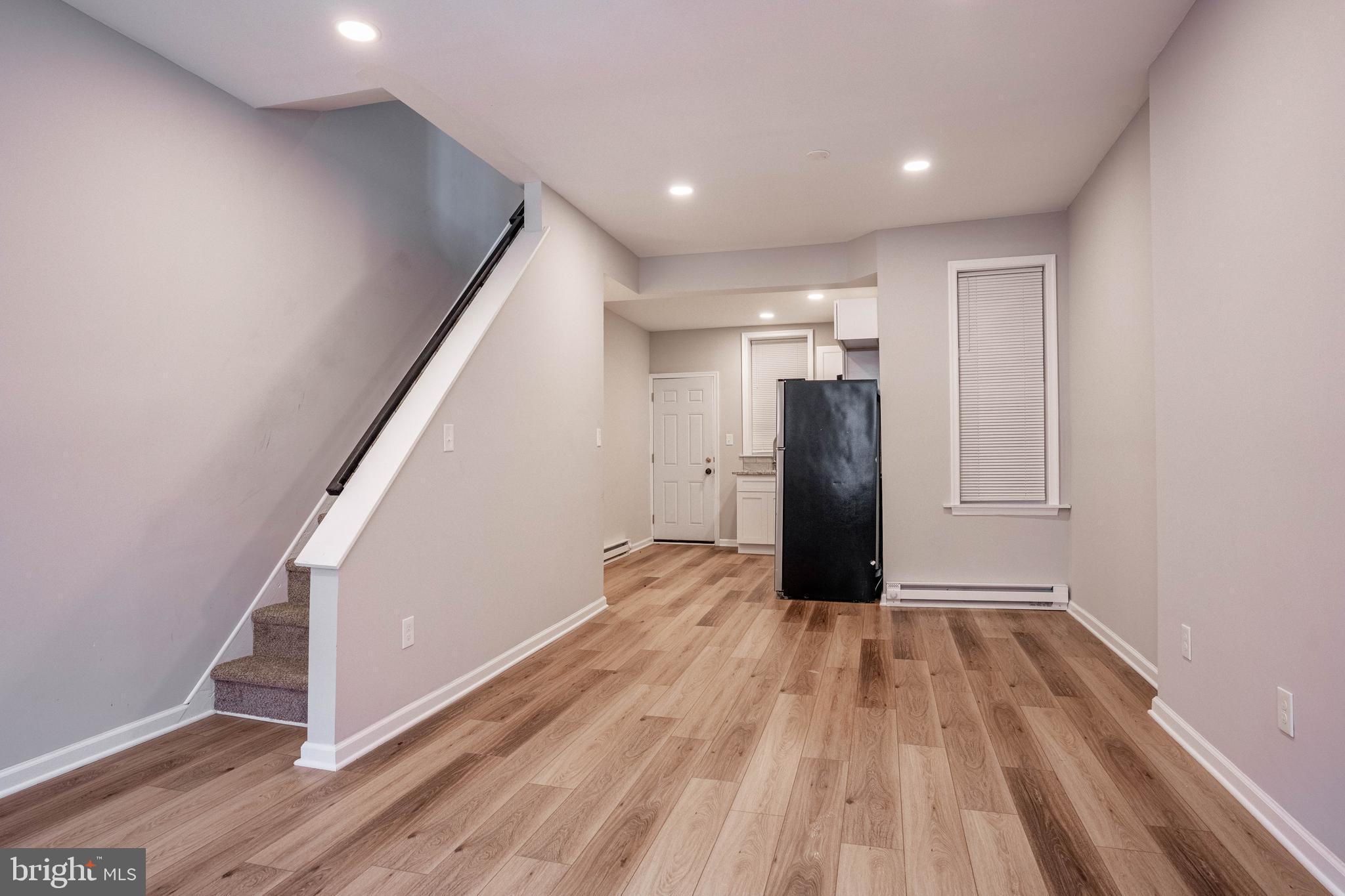 STRAWBERRY MANSION - Residential