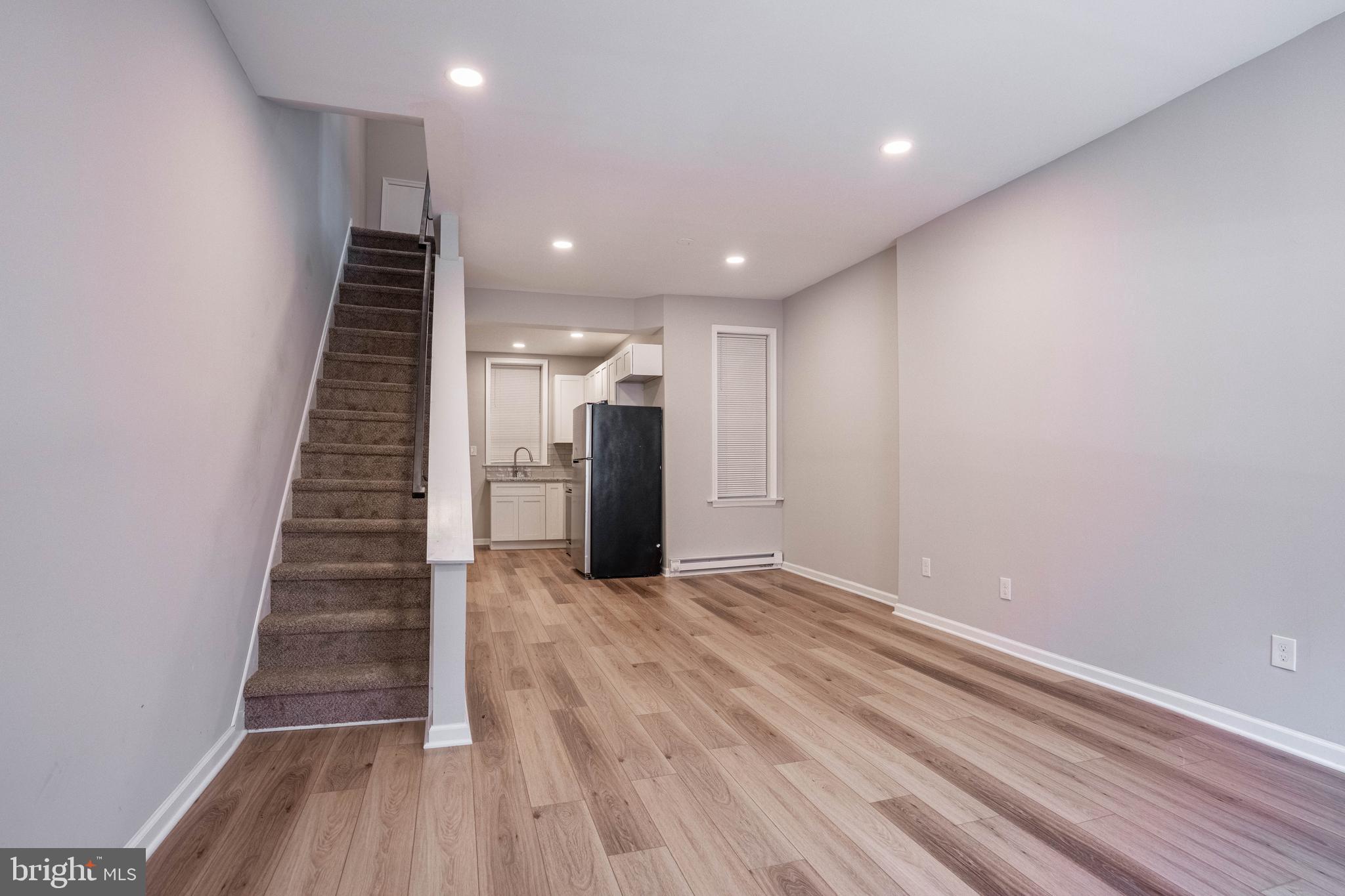 STRAWBERRY MANSION - Residential