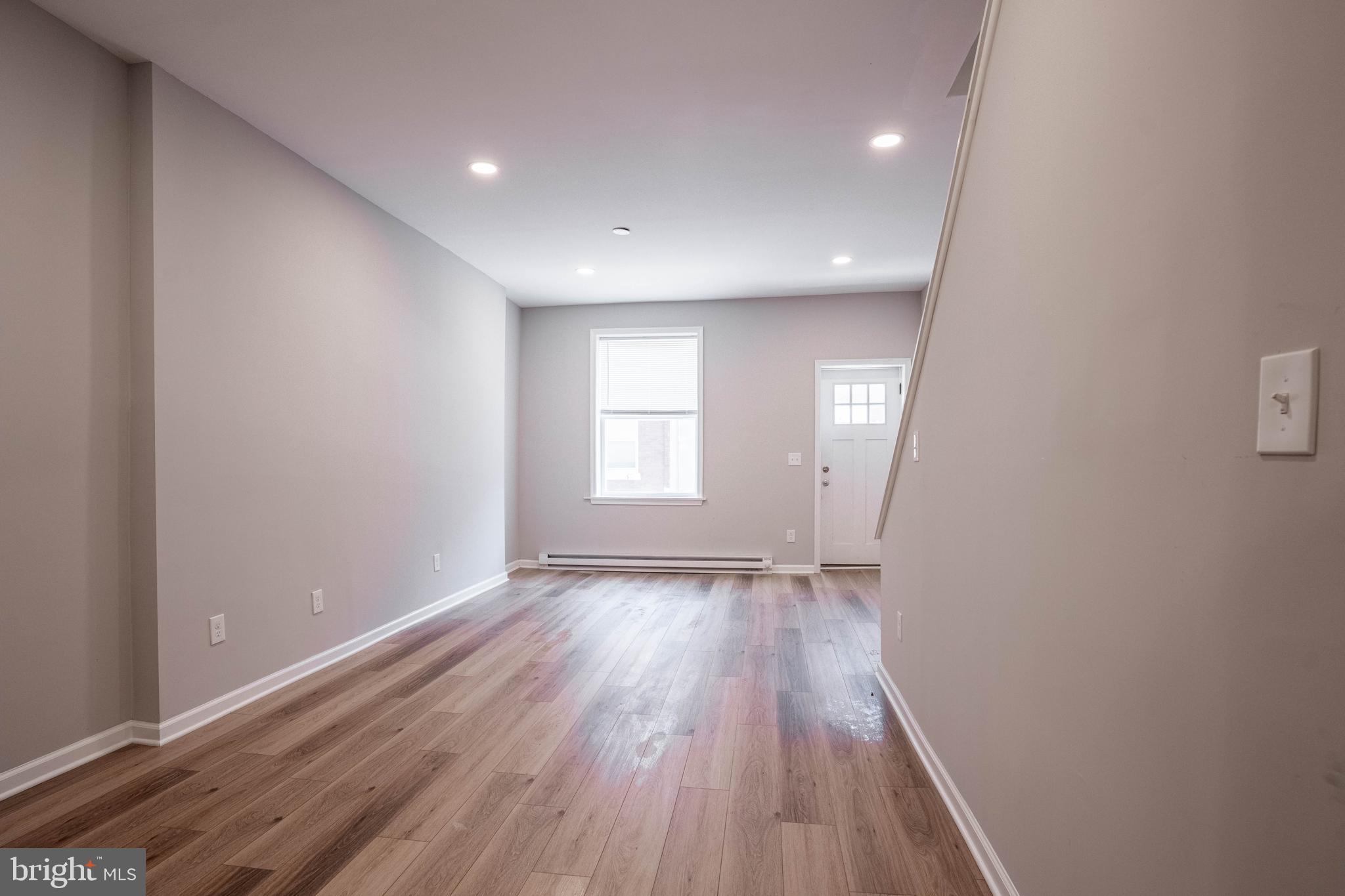 STRAWBERRY MANSION - Residential