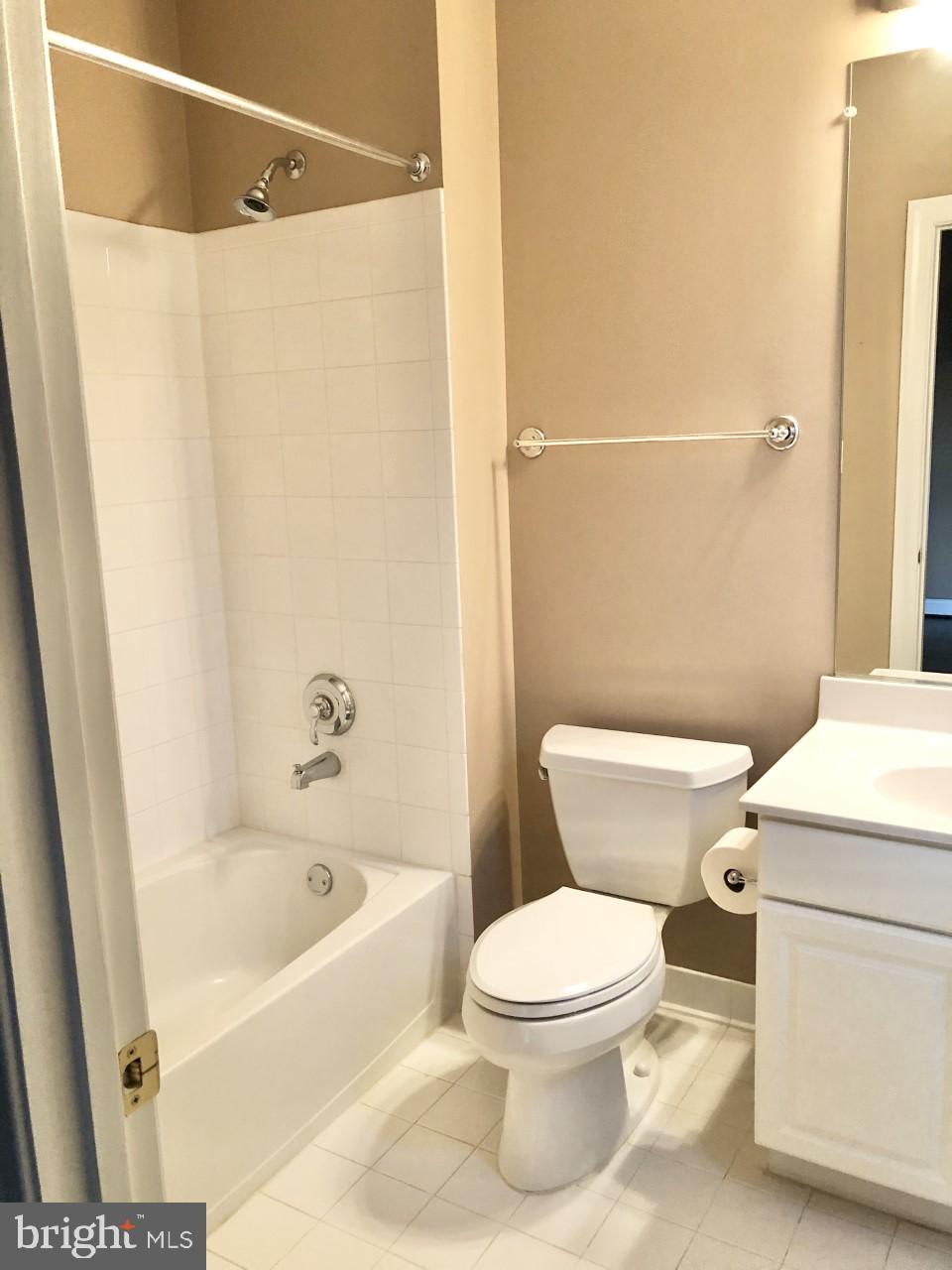 OLD TOWN ALEXANDRIA - Residential