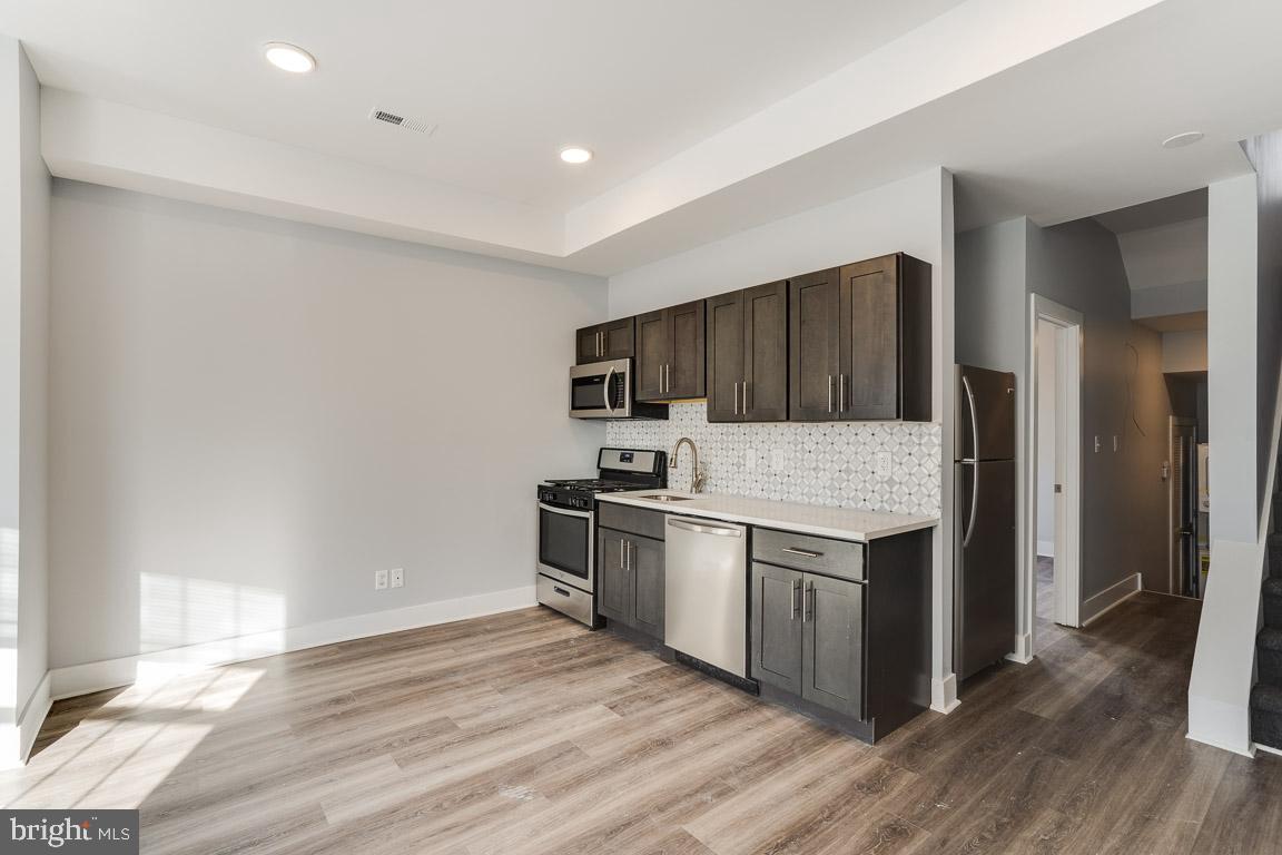 BELMONT - Residential Income