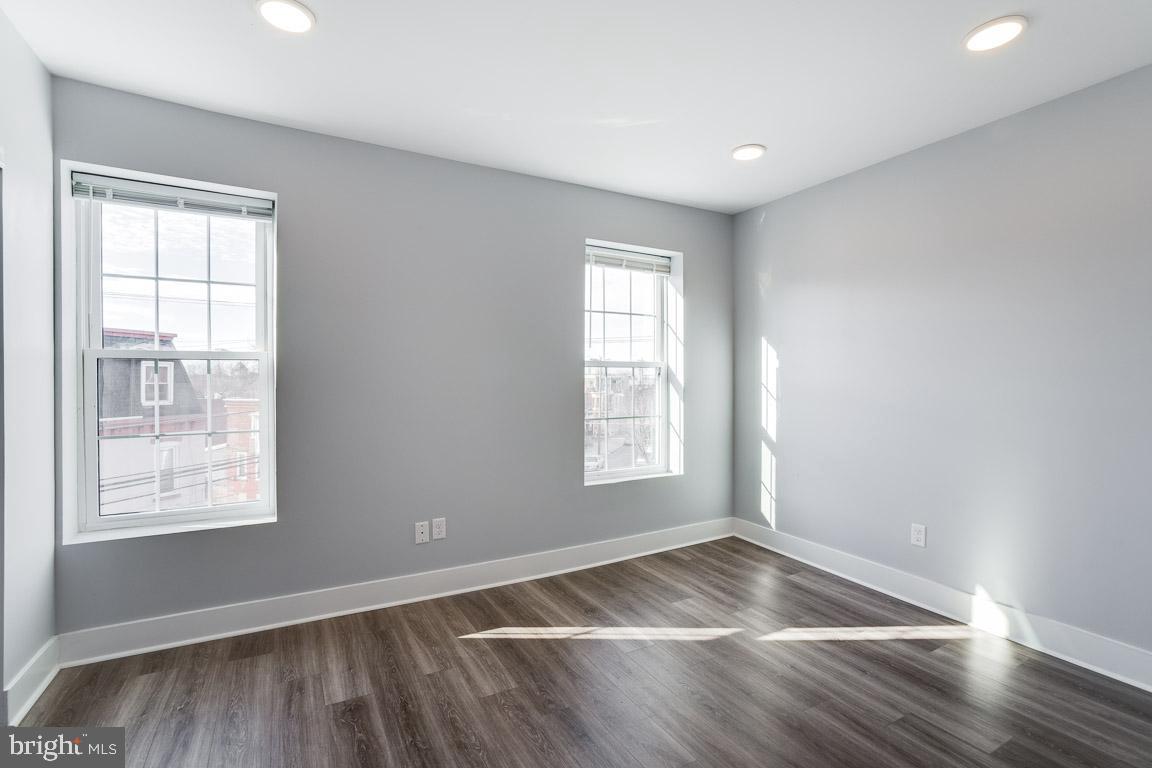 BELMONT - Residential Income