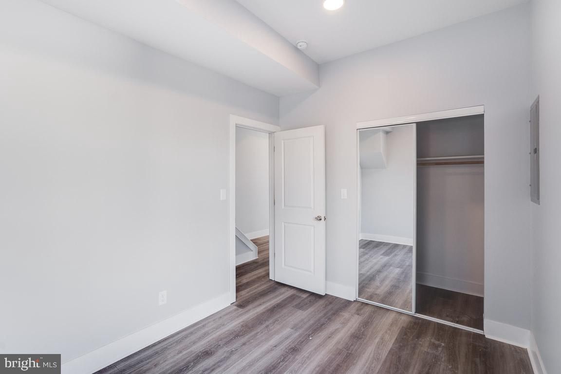 BELMONT - Residential Income