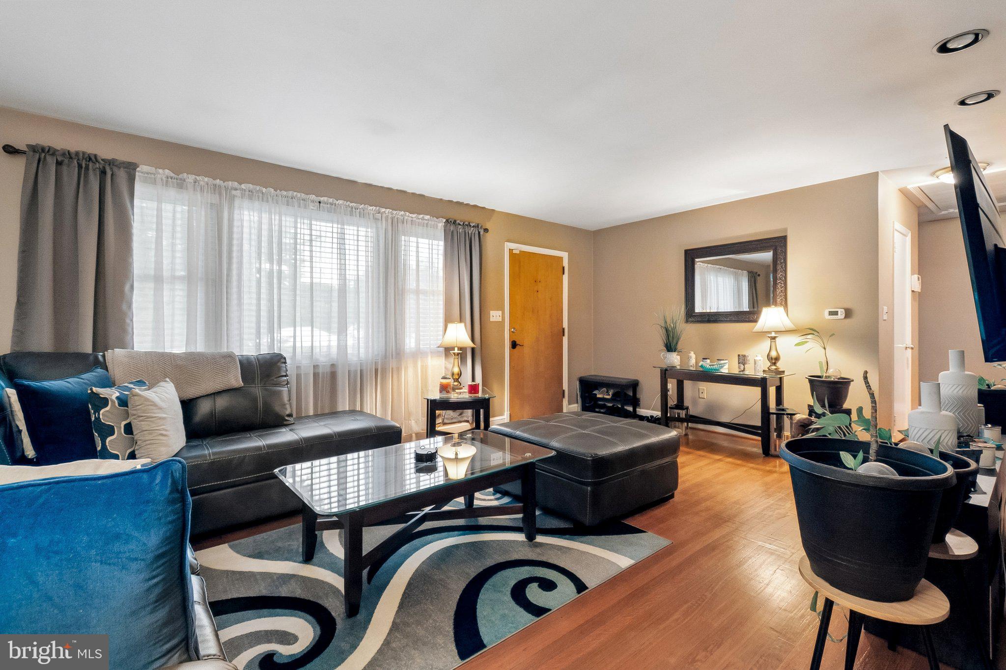 HILLCREST ESTATES - Residential