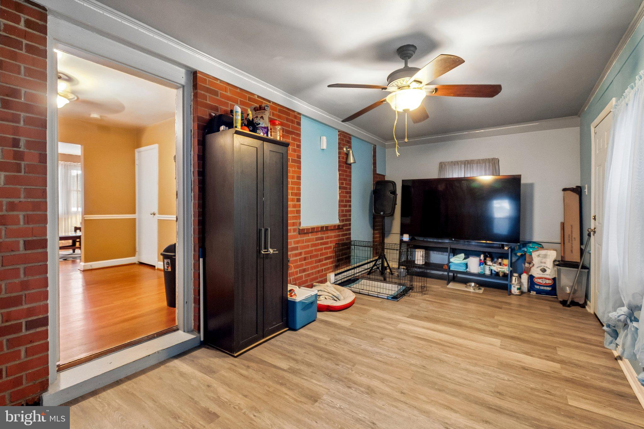 HILLCREST ESTATES - Residential