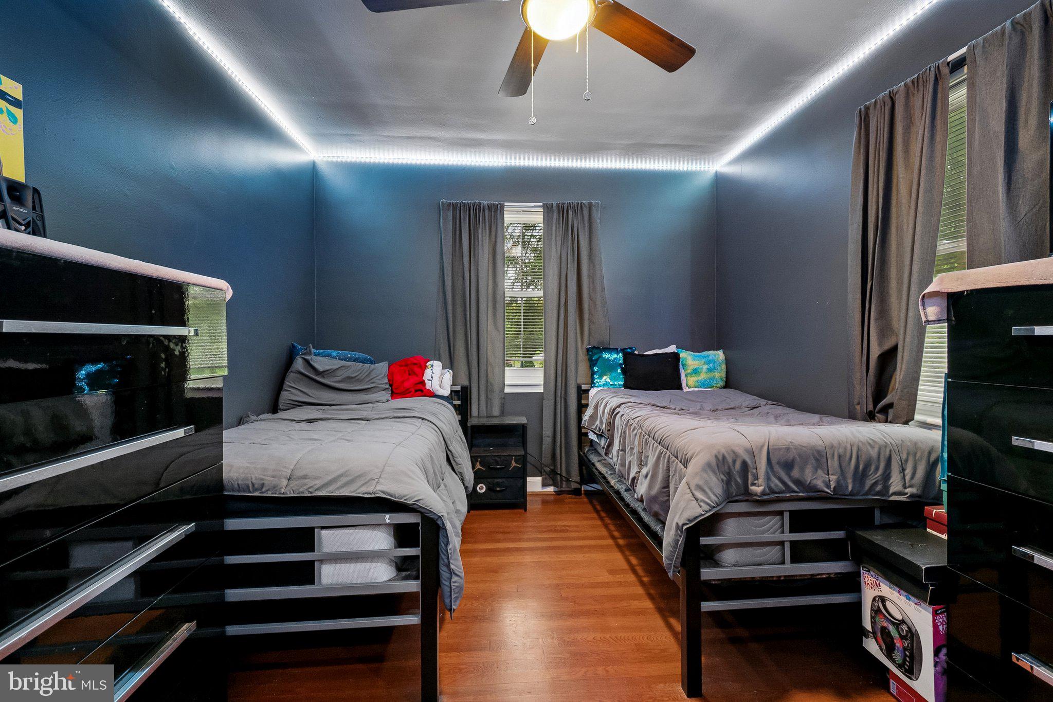 HILLCREST ESTATES - Residential