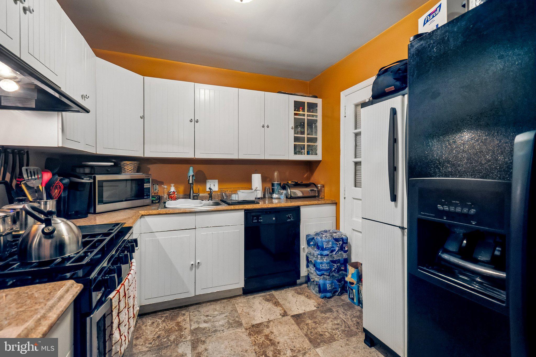 HILLCREST ESTATES - Residential