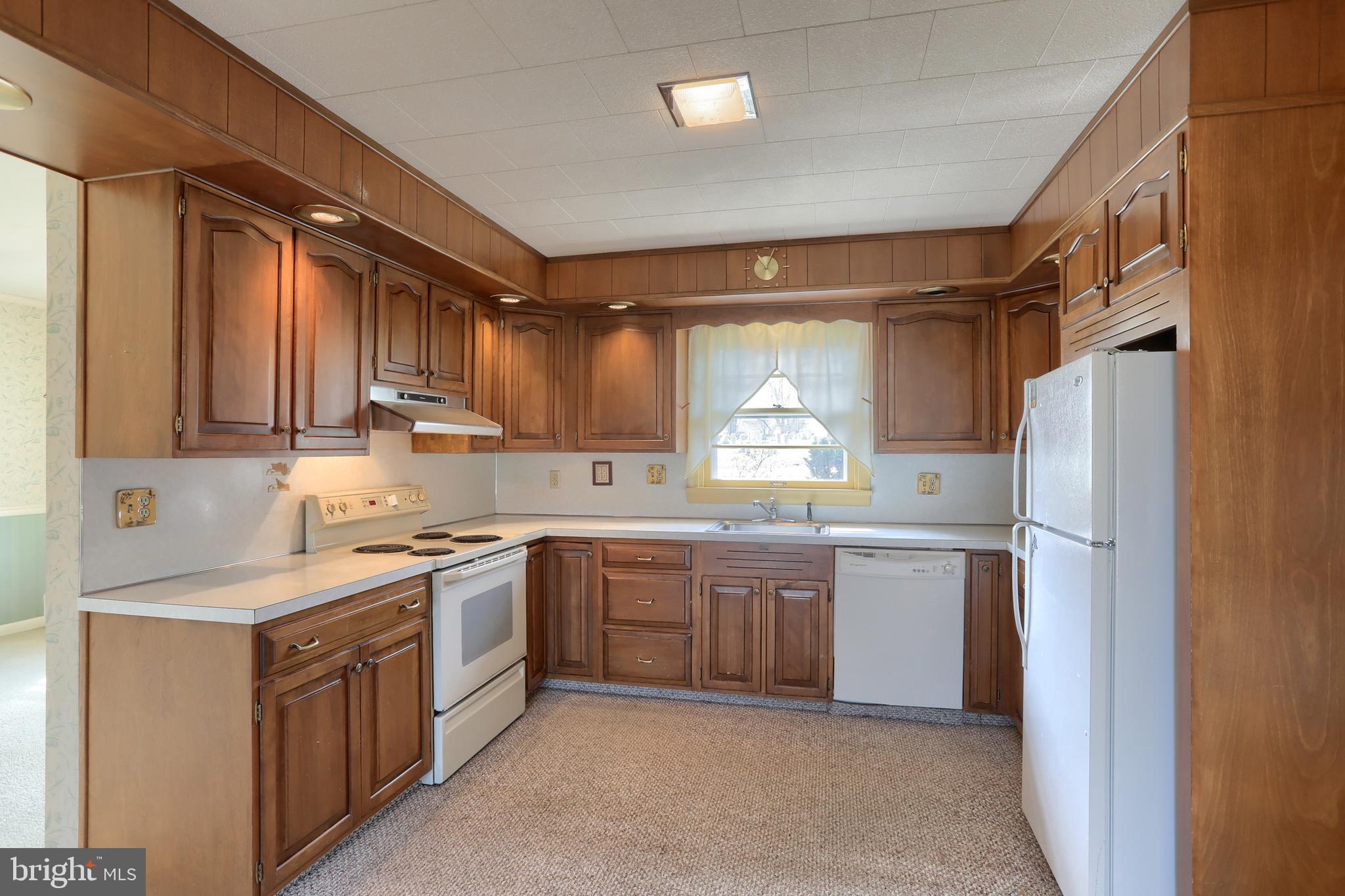 HERSHEY VILLAGE - Residential