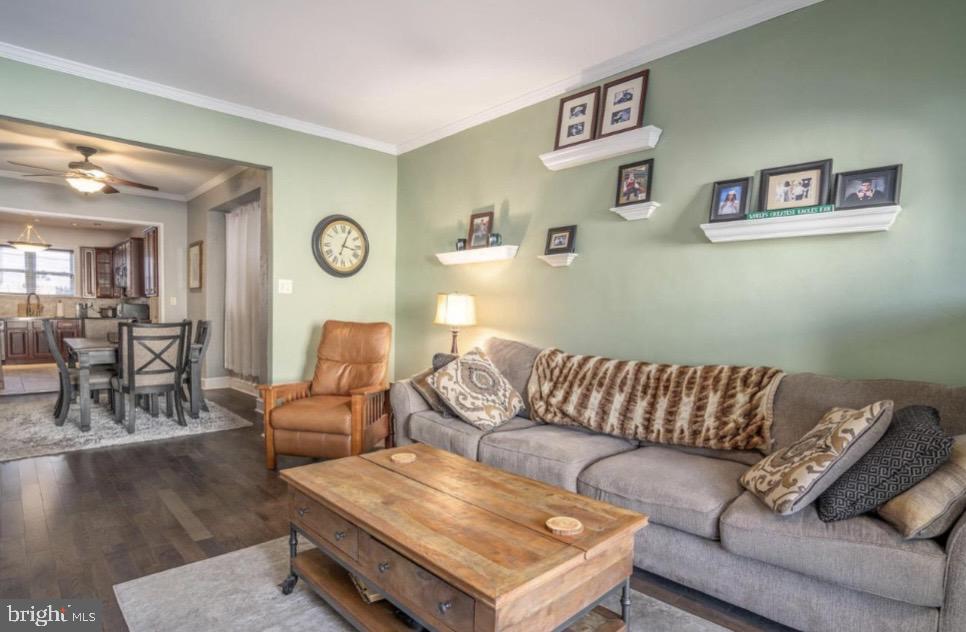 GIRARD ESTATES - Residential