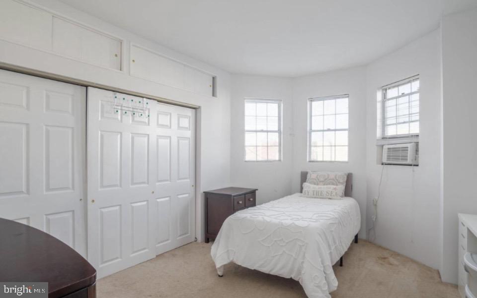 GIRARD ESTATES - Residential