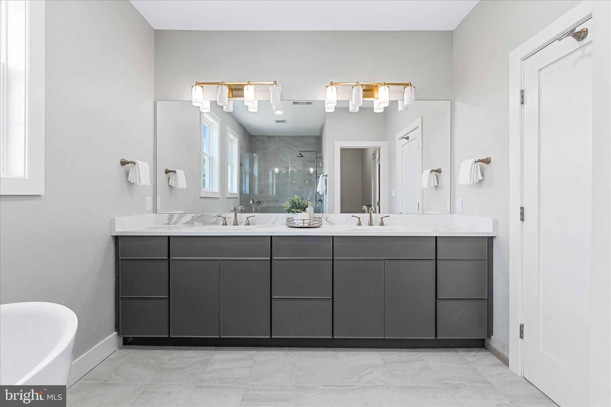 WESTFARM - Residential