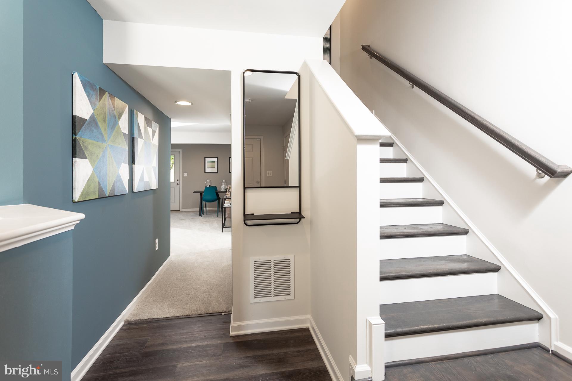 KING'S CROSSING - Residential