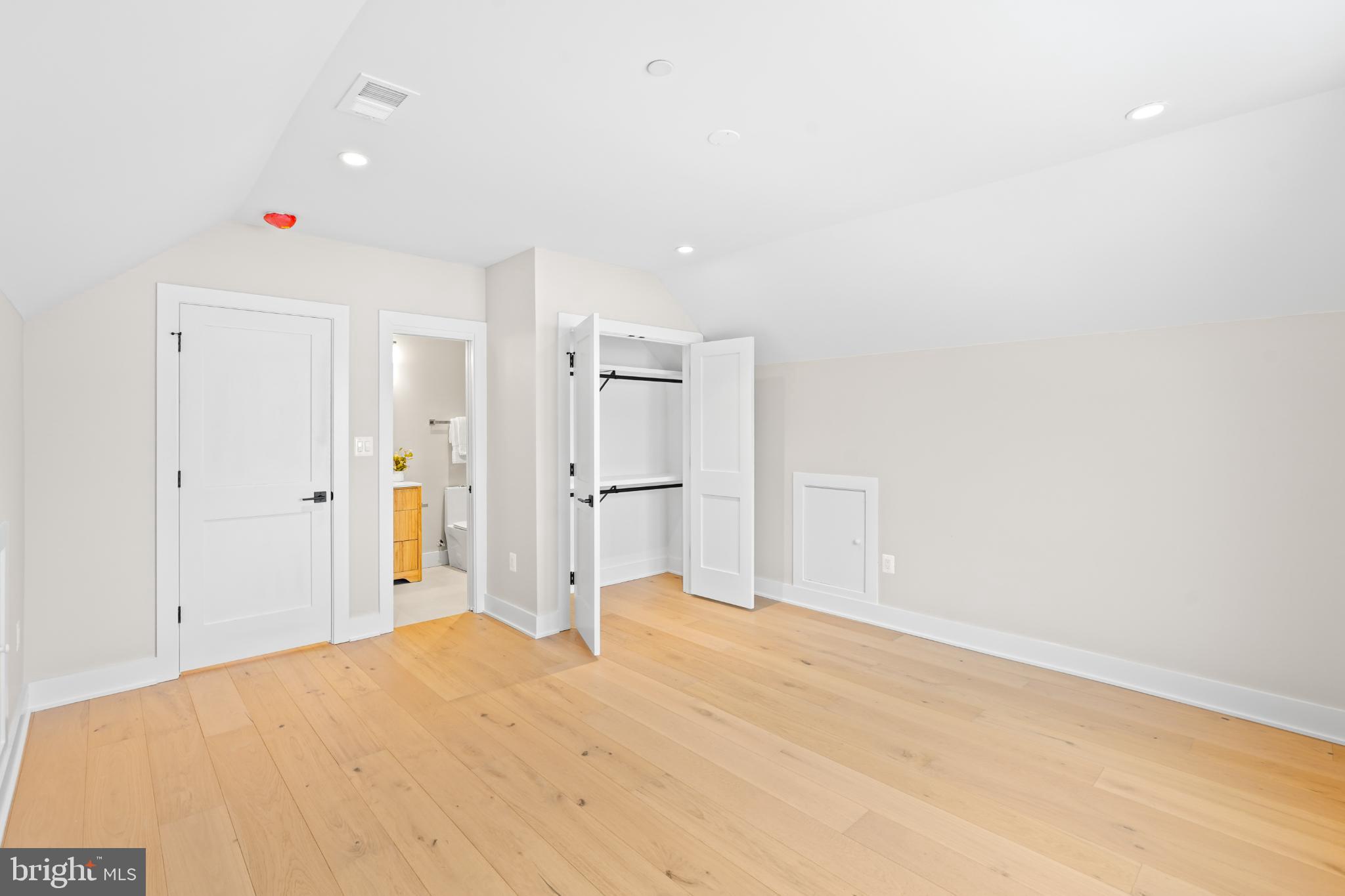 NORTH BETHESDA GROVE - Residential