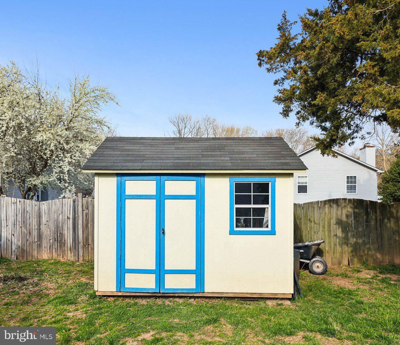 SMOKETREE - Residential