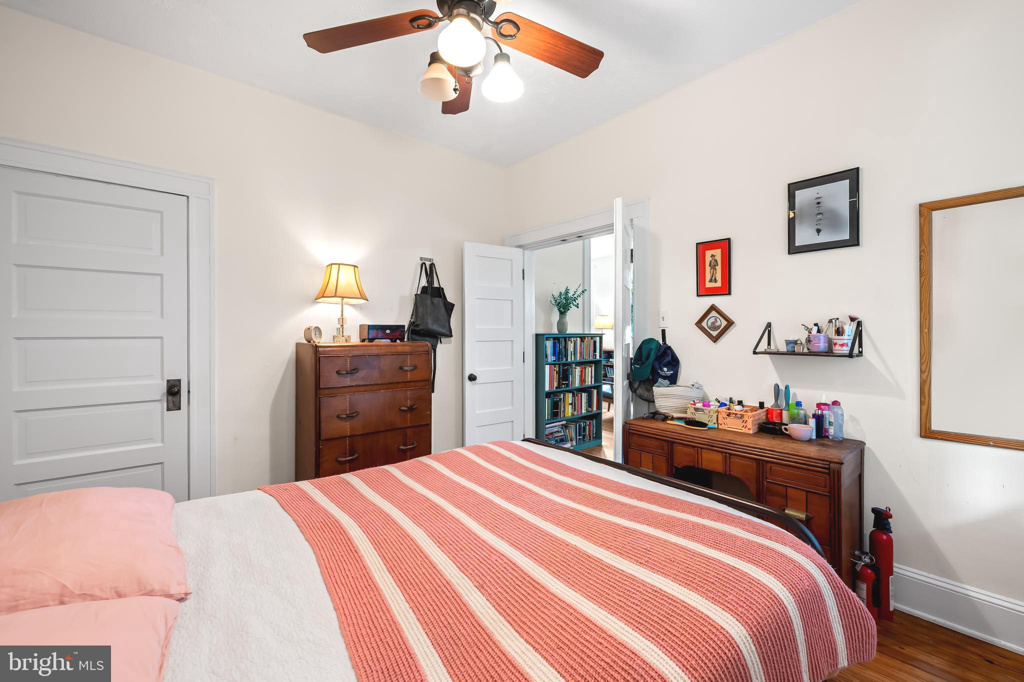 LAURAVILLE HISTORIC DISTRICT - Residential