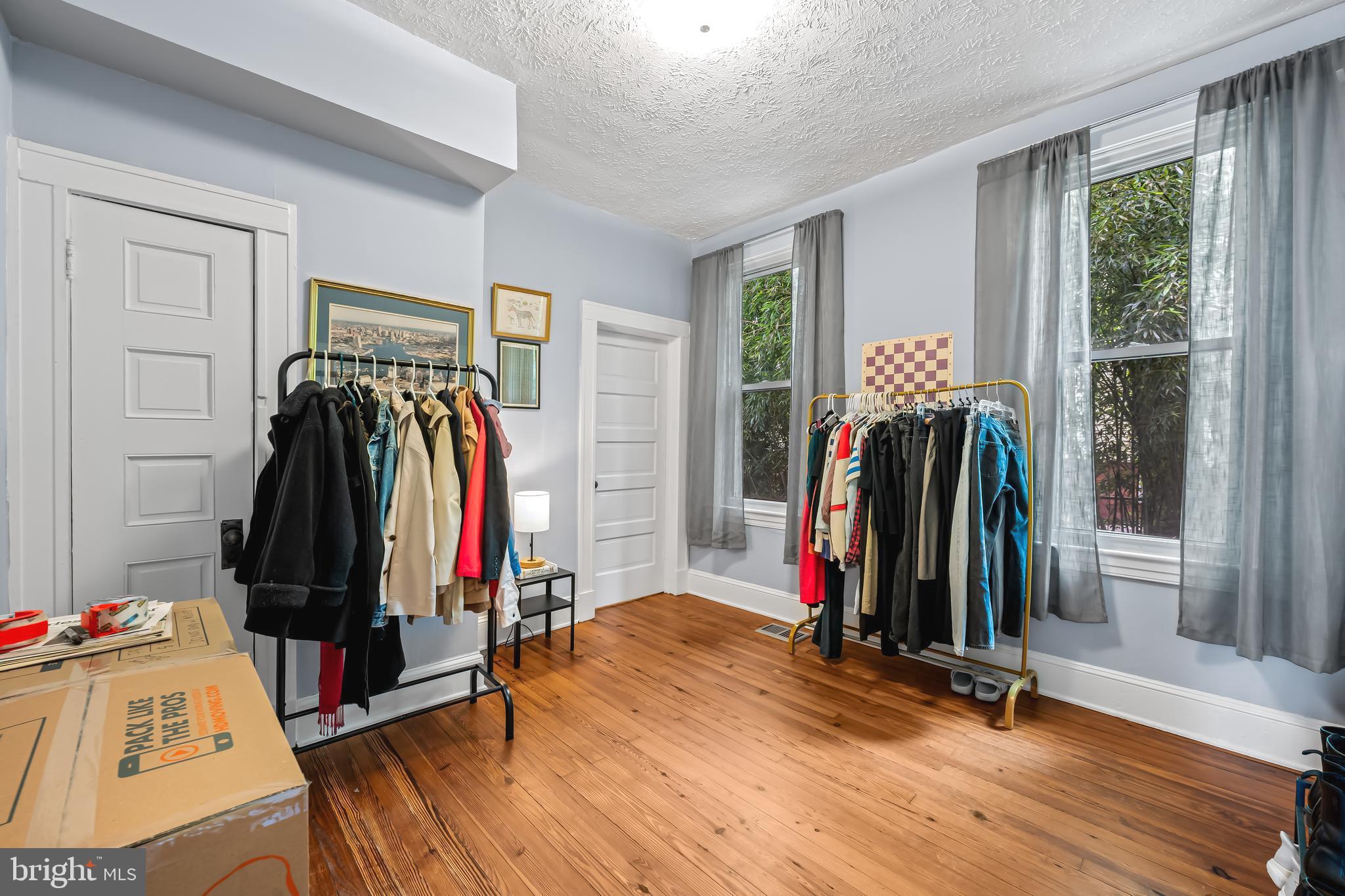 LAURAVILLE HISTORIC DISTRICT - Residential