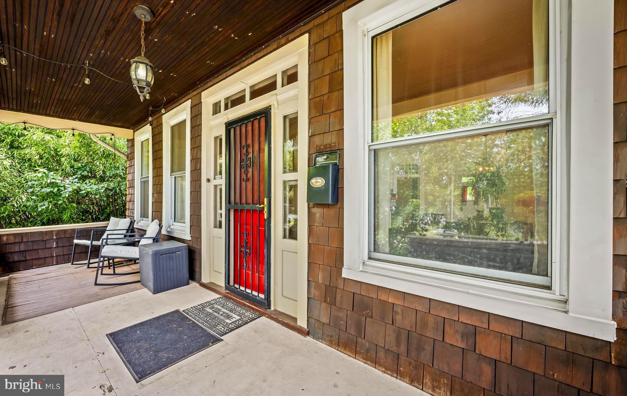 LAURAVILLE HISTORIC DISTRICT - Residential