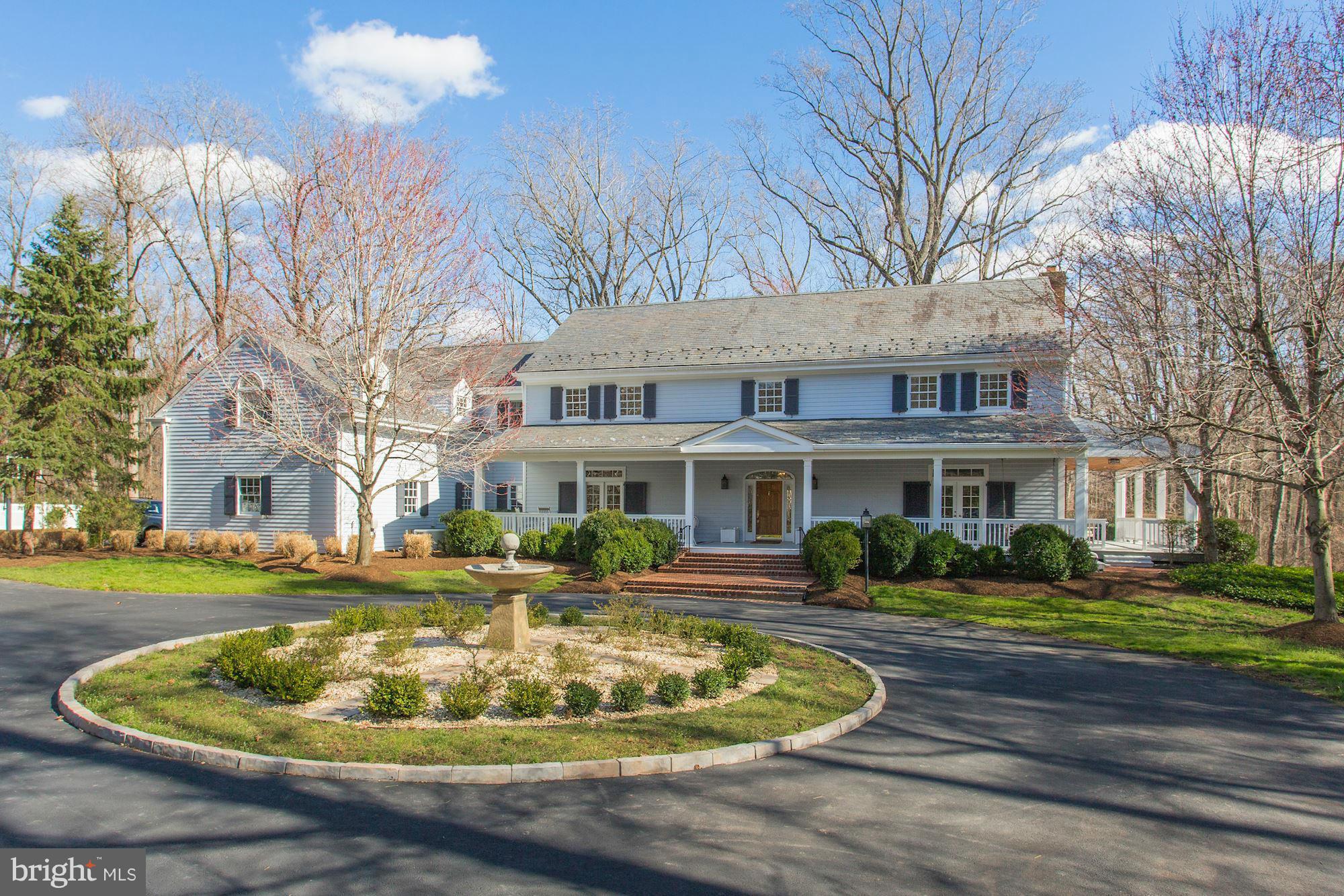 HUNTER'S CREST - Residential