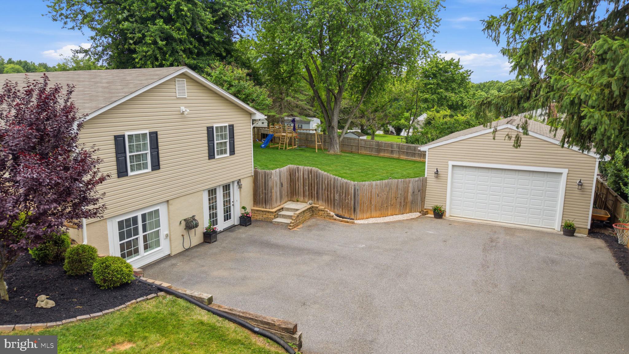NORTH BEND HEIGHTS - Residential