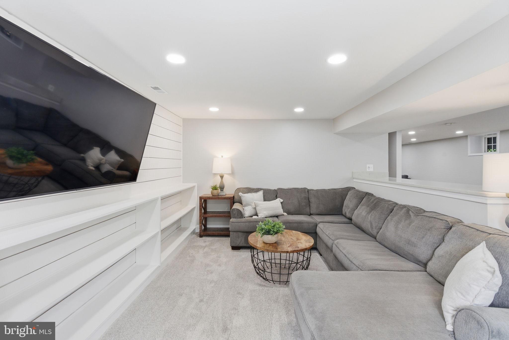 NORTH BEND HEIGHTS - Residential