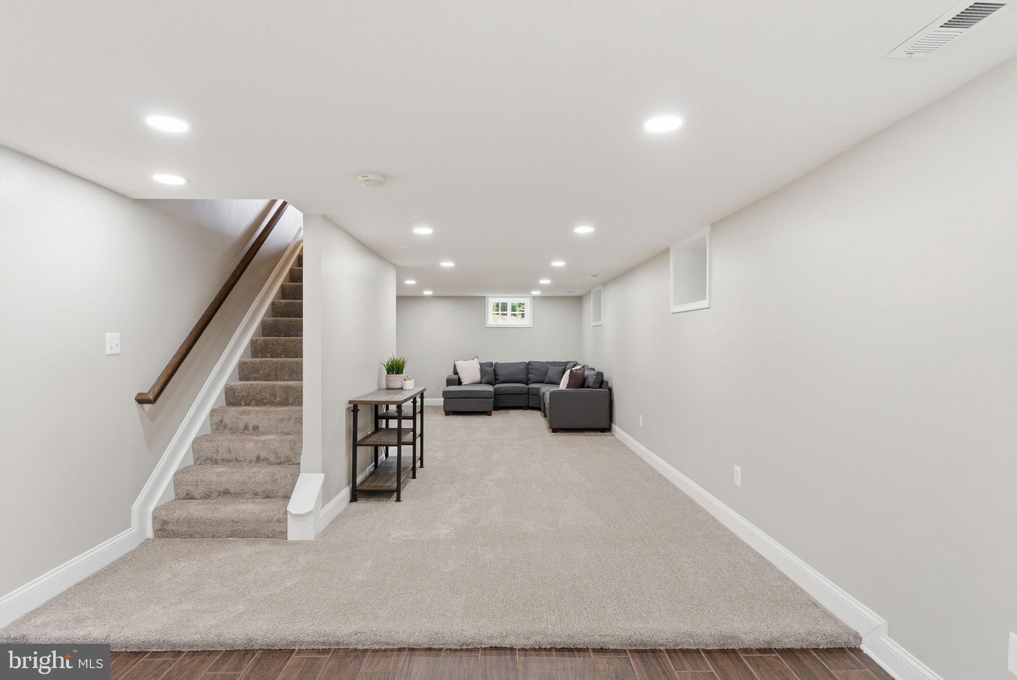 NORTH BEND HEIGHTS - Residential