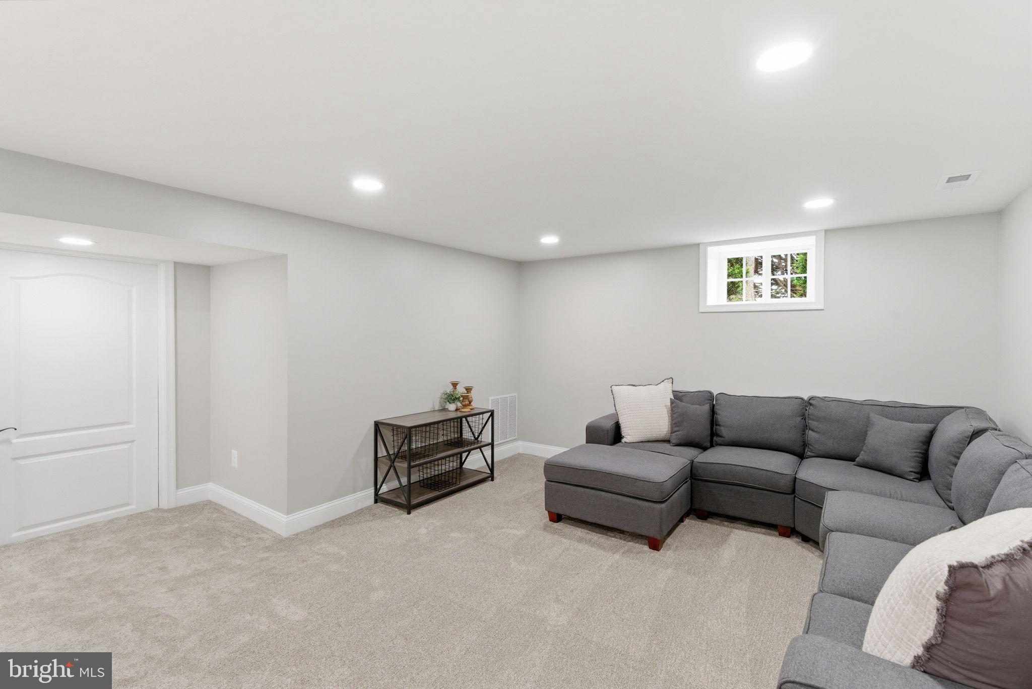 NORTH BEND HEIGHTS - Residential