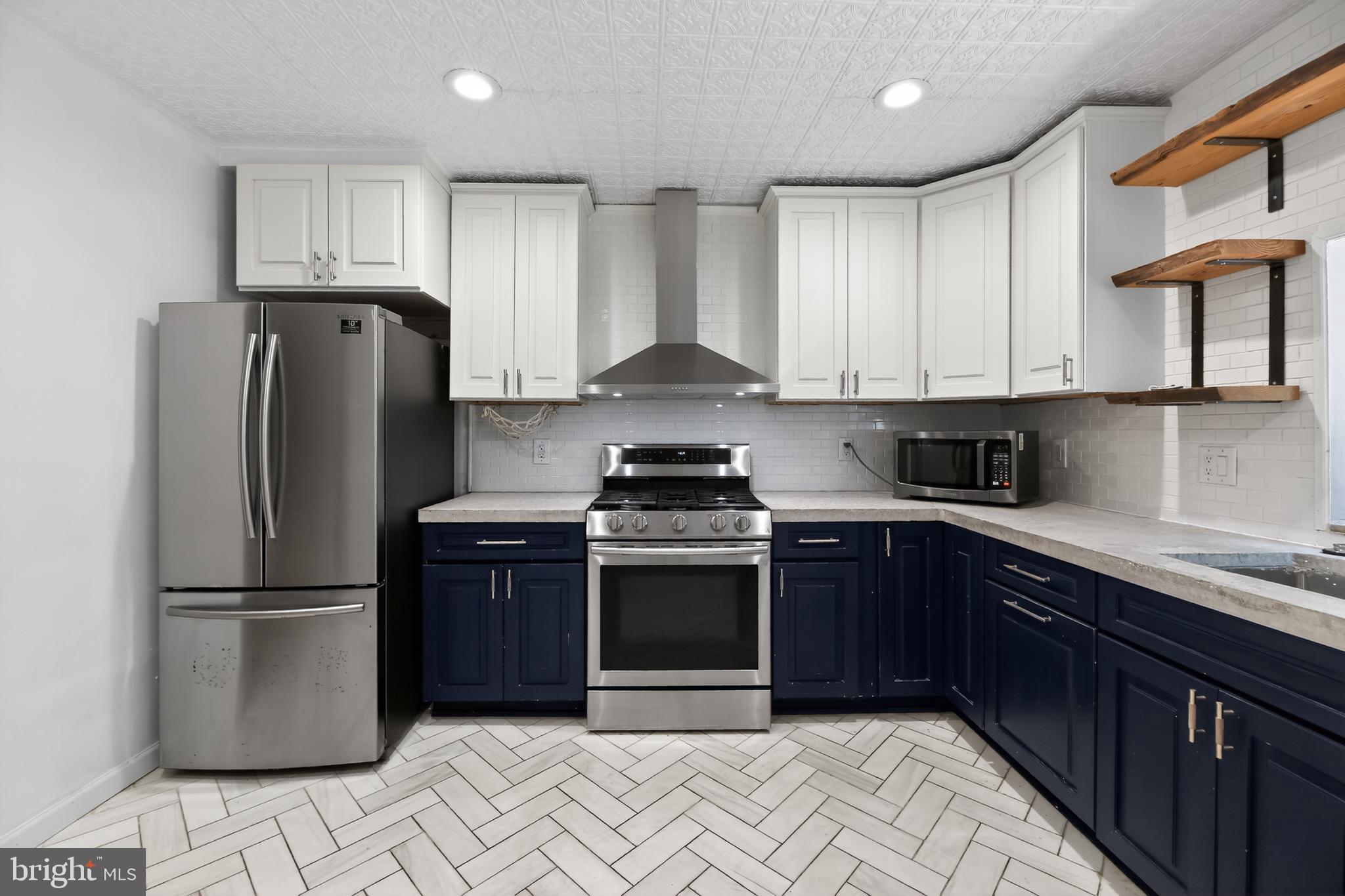 PASSYUNK SQUARE - Residential