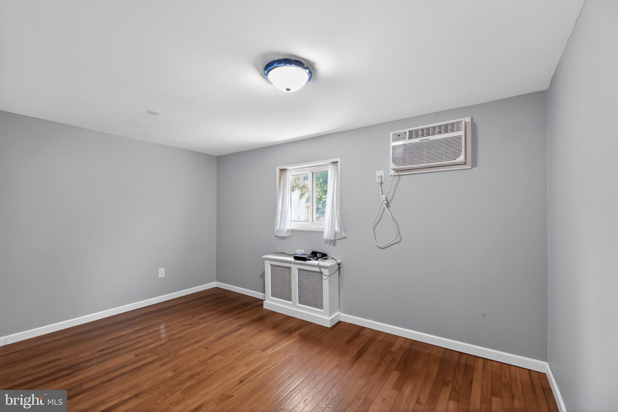 PASSYUNK SQUARE - Residential