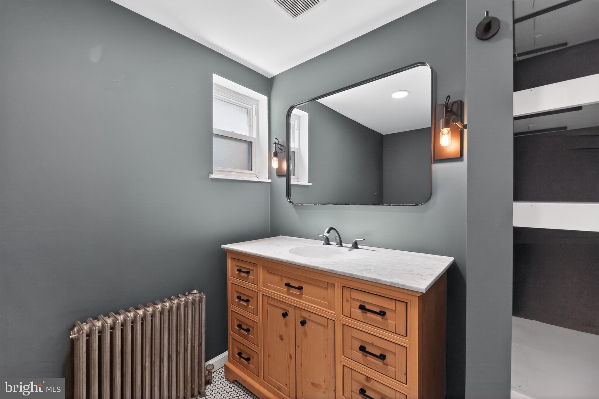 PASSYUNK SQUARE - Residential