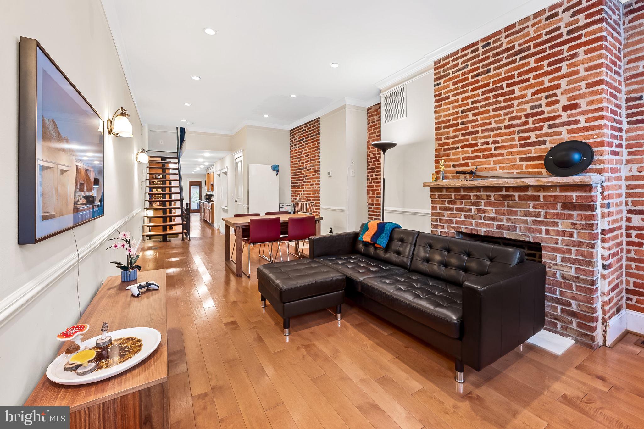 LITTLE ITALY - Residential