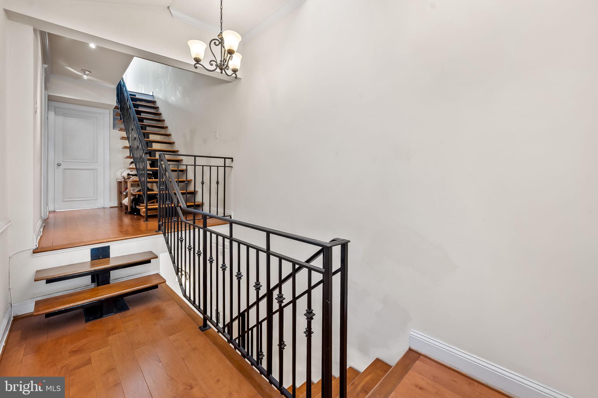 LITTLE ITALY - Residential