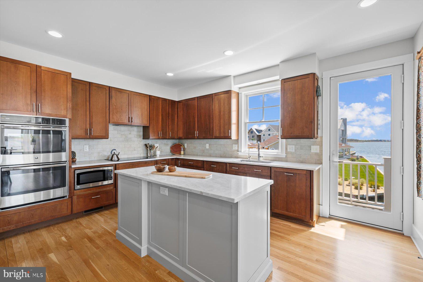 BAYVIEW PARK - Residential