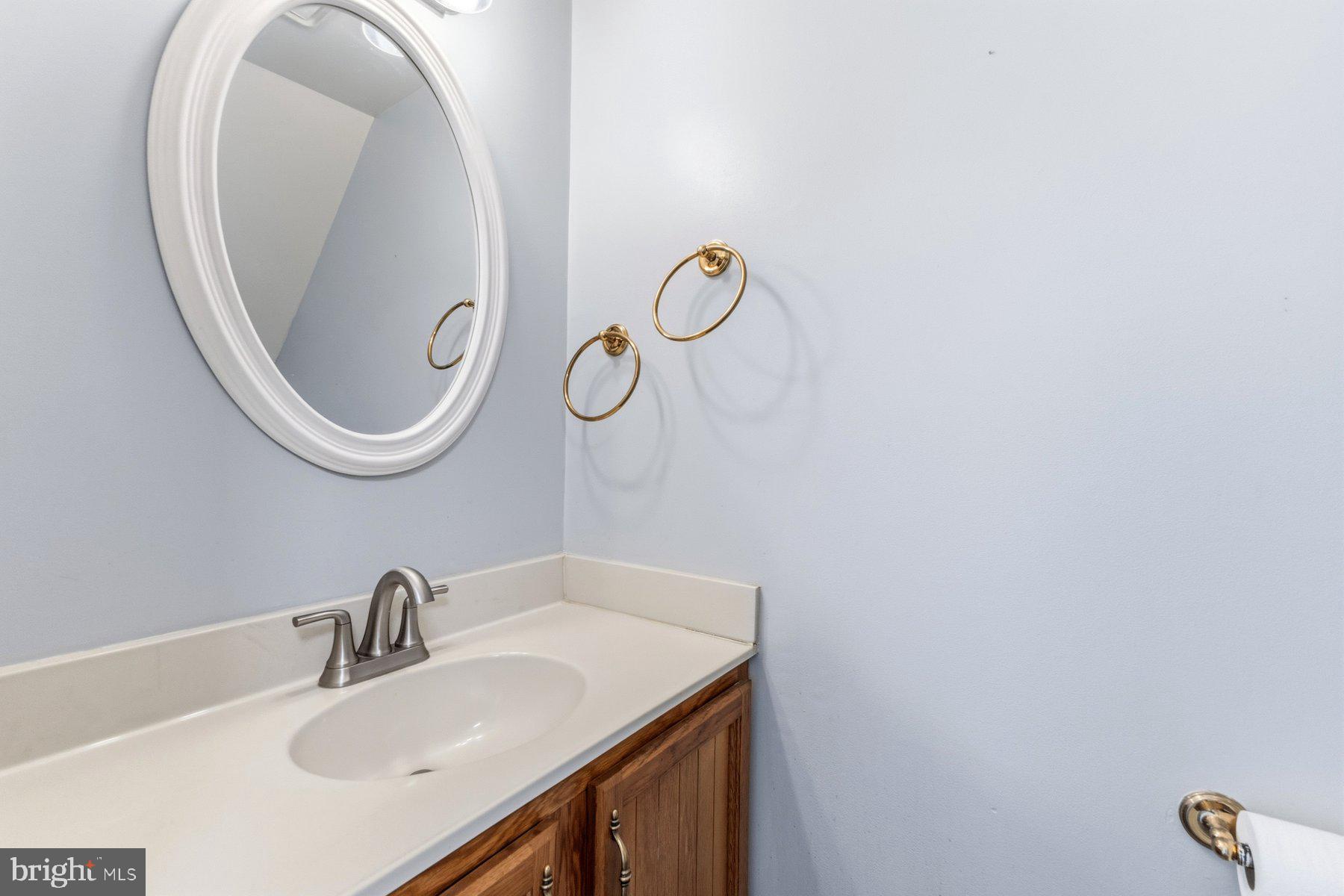 D EVEREUX WEST - Residential
