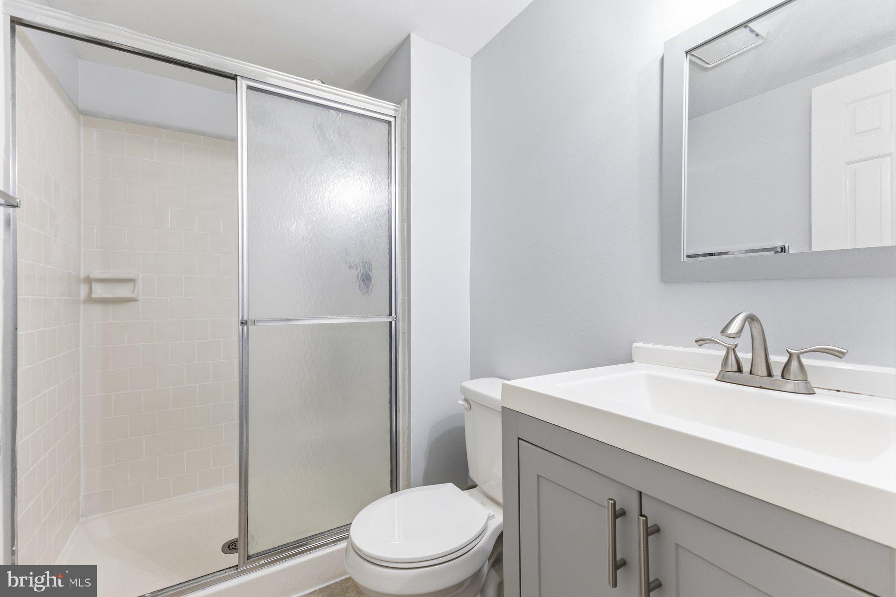 D EVEREUX WEST - Residential