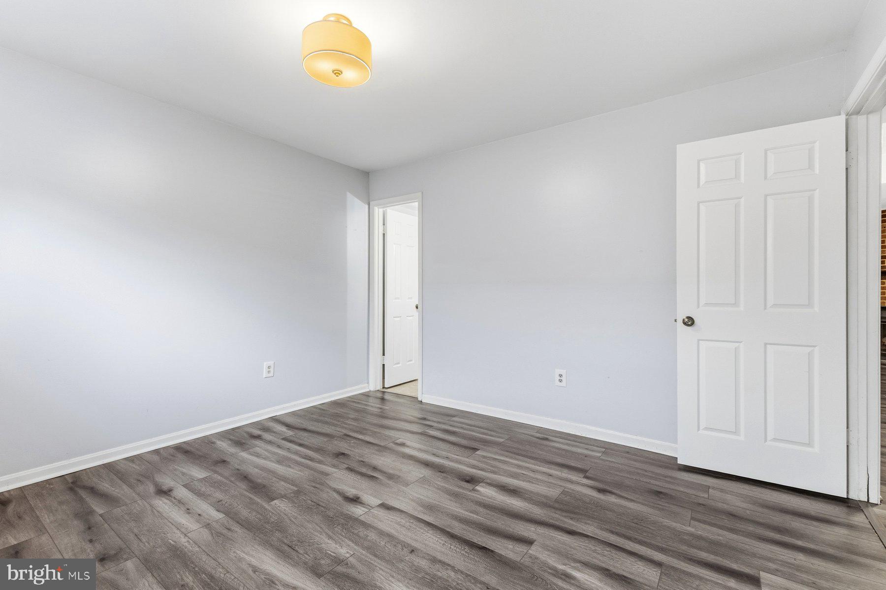 D EVEREUX WEST - Residential