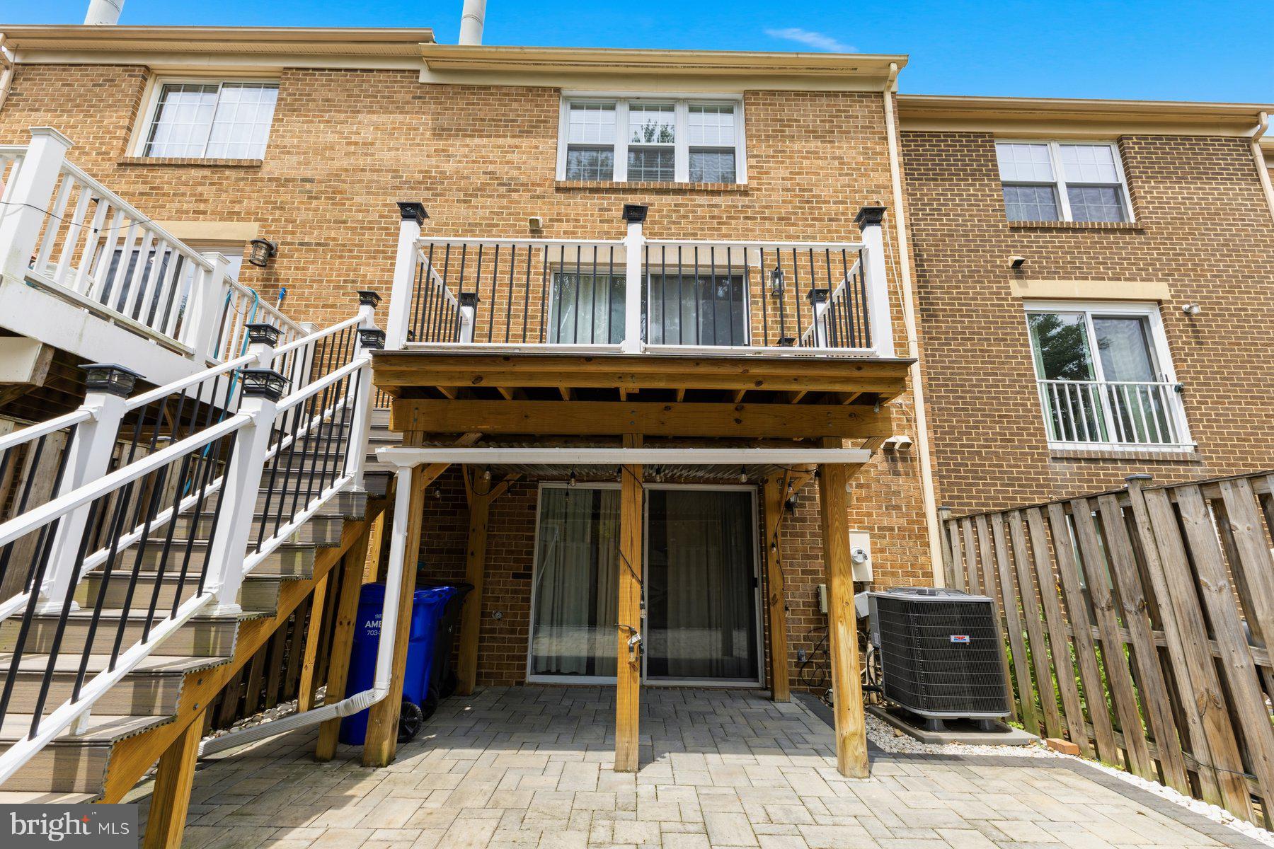 D EVEREUX WEST - Residential