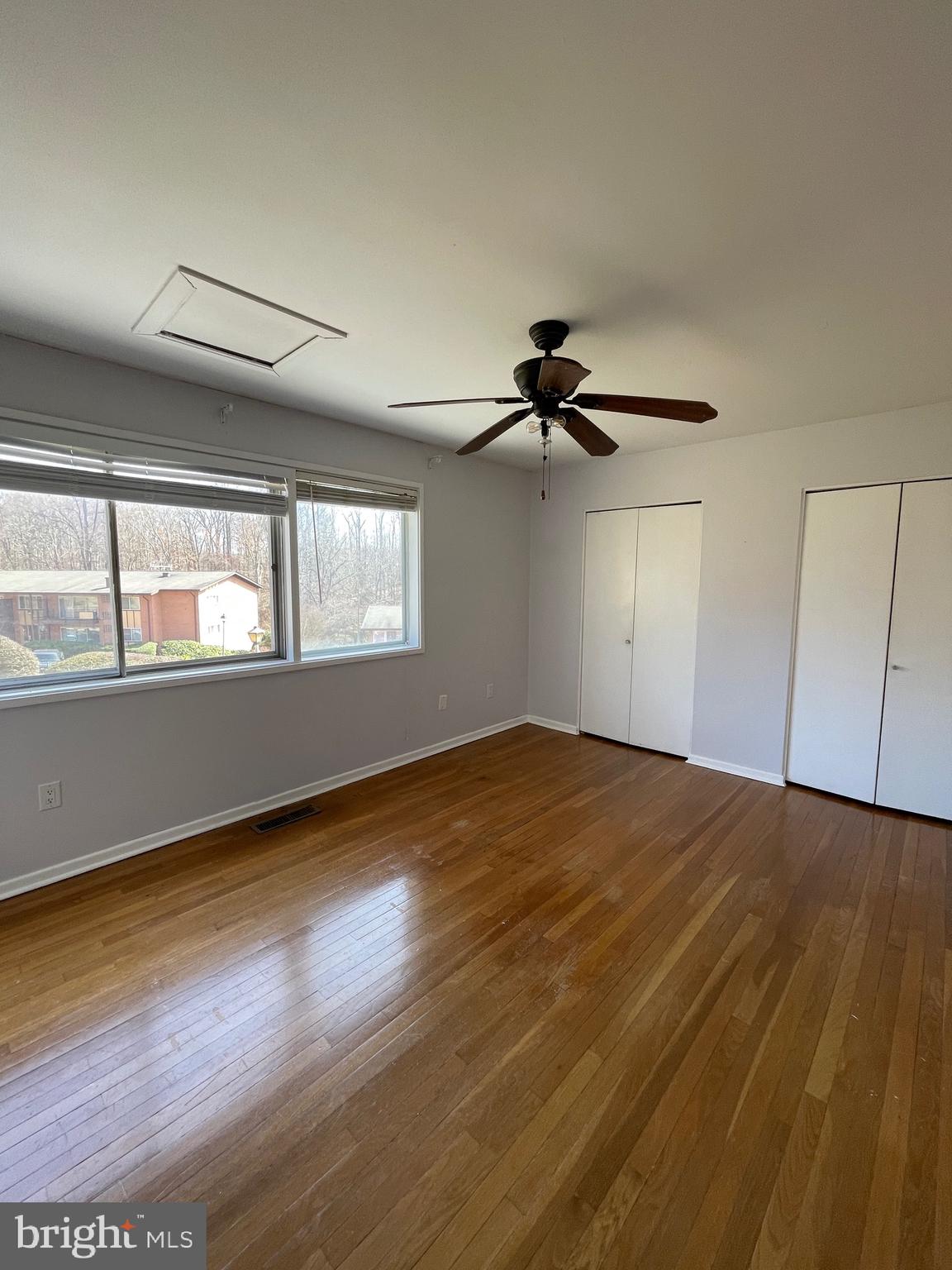 MOSBY WOODS TOWNHOUSE - Residential Lease