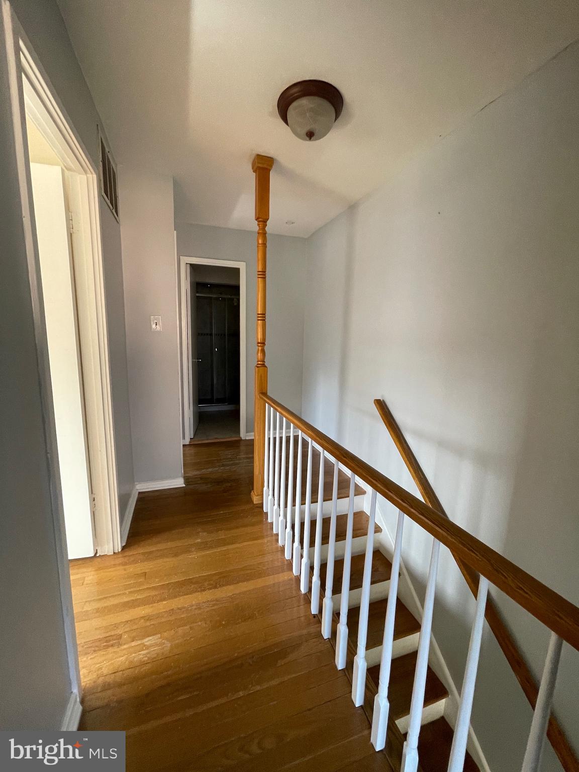 MOSBY WOODS TOWNHOUSE - Residential Lease