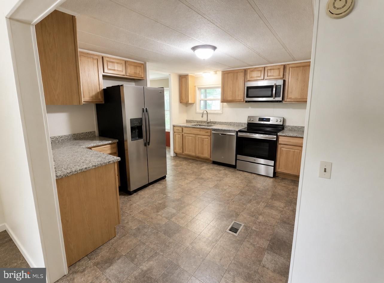 GREEN HILL MHP - Residential