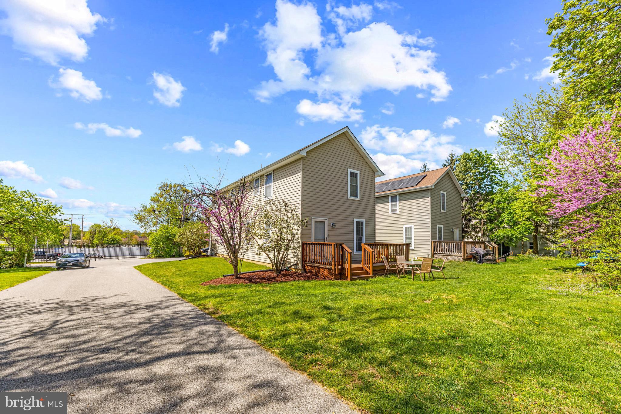 EAST TOWSON - Residential
