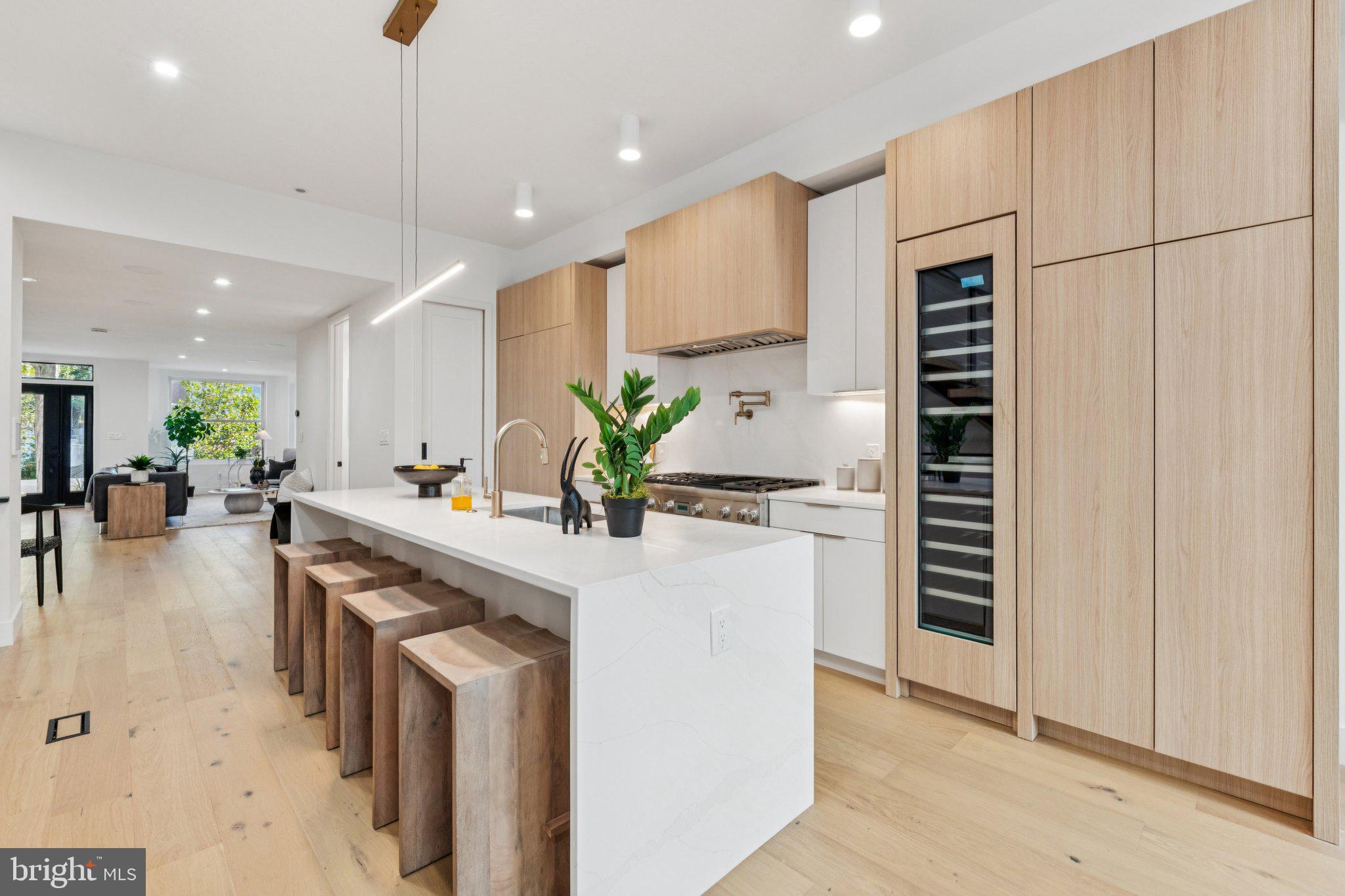 FOGGY BOTTOM - Residential