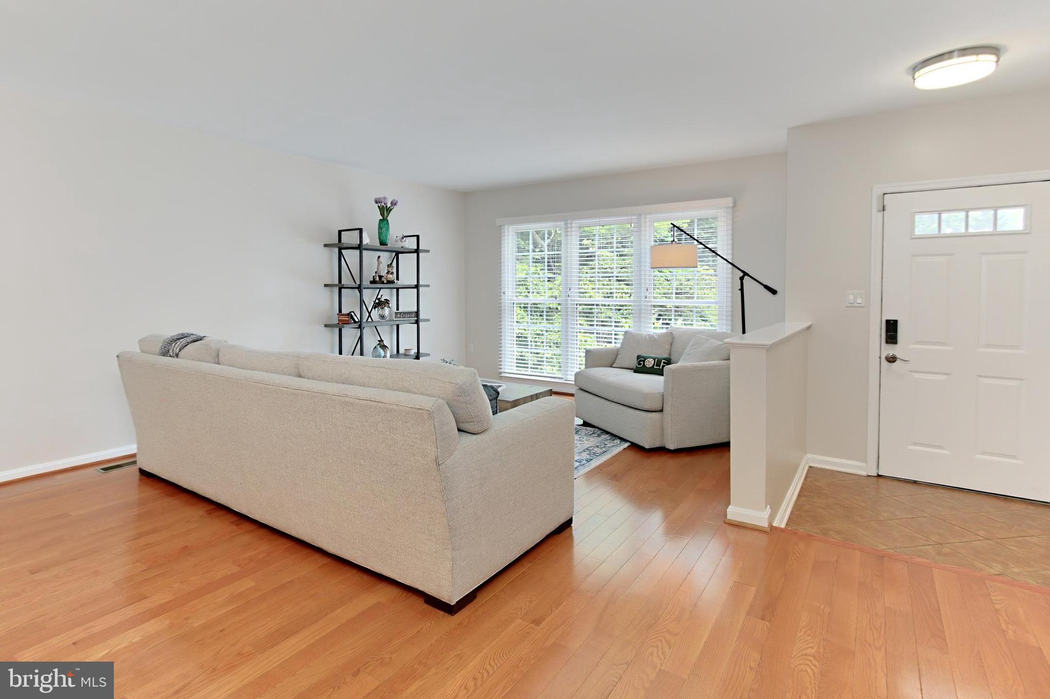 OLDE OAK RIDGE - Residential