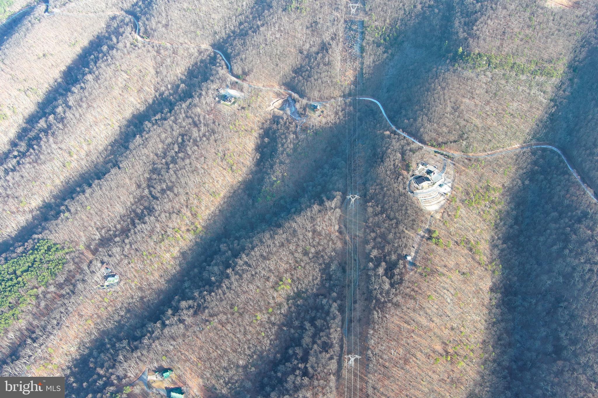 ASHTON WOODS - Land