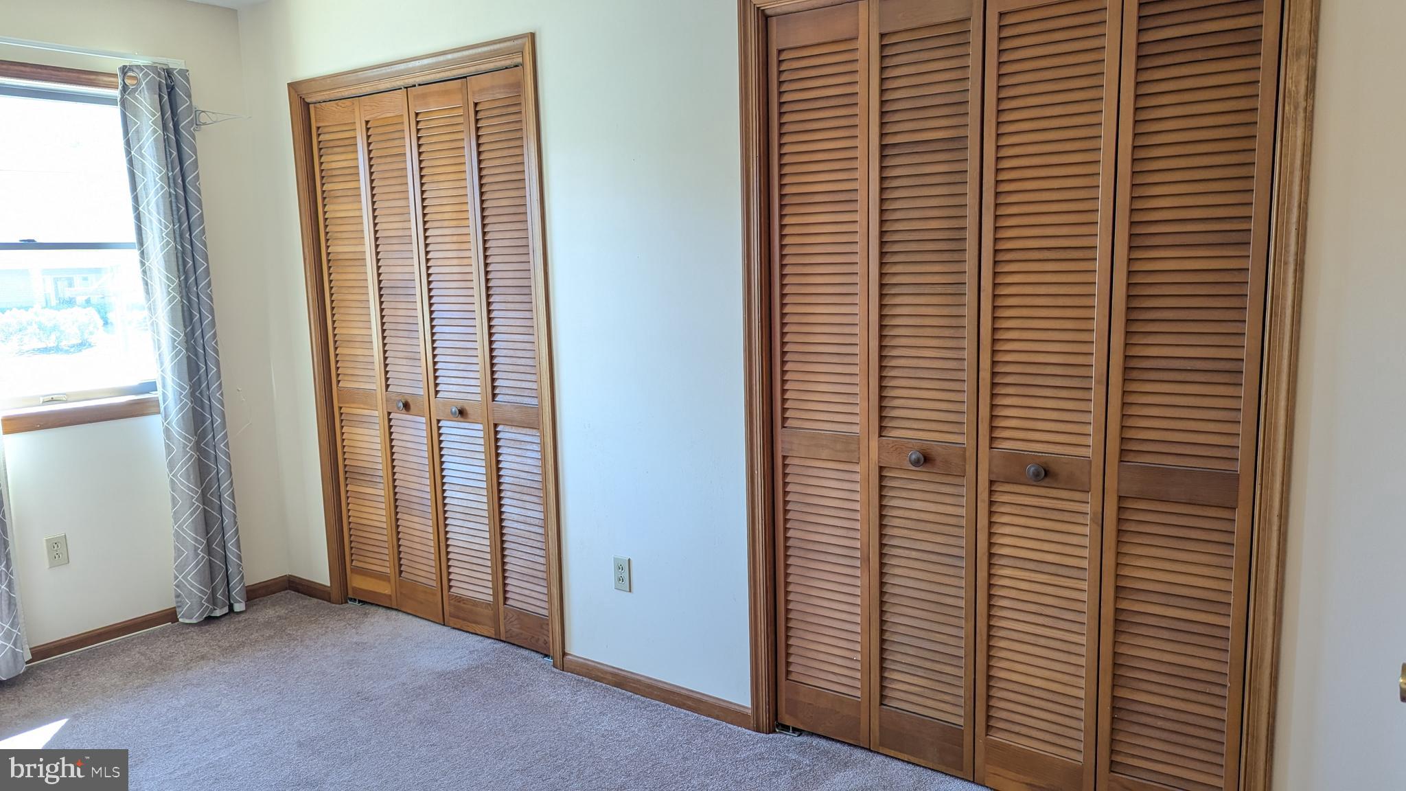 TUSSEY GREEN - Residential